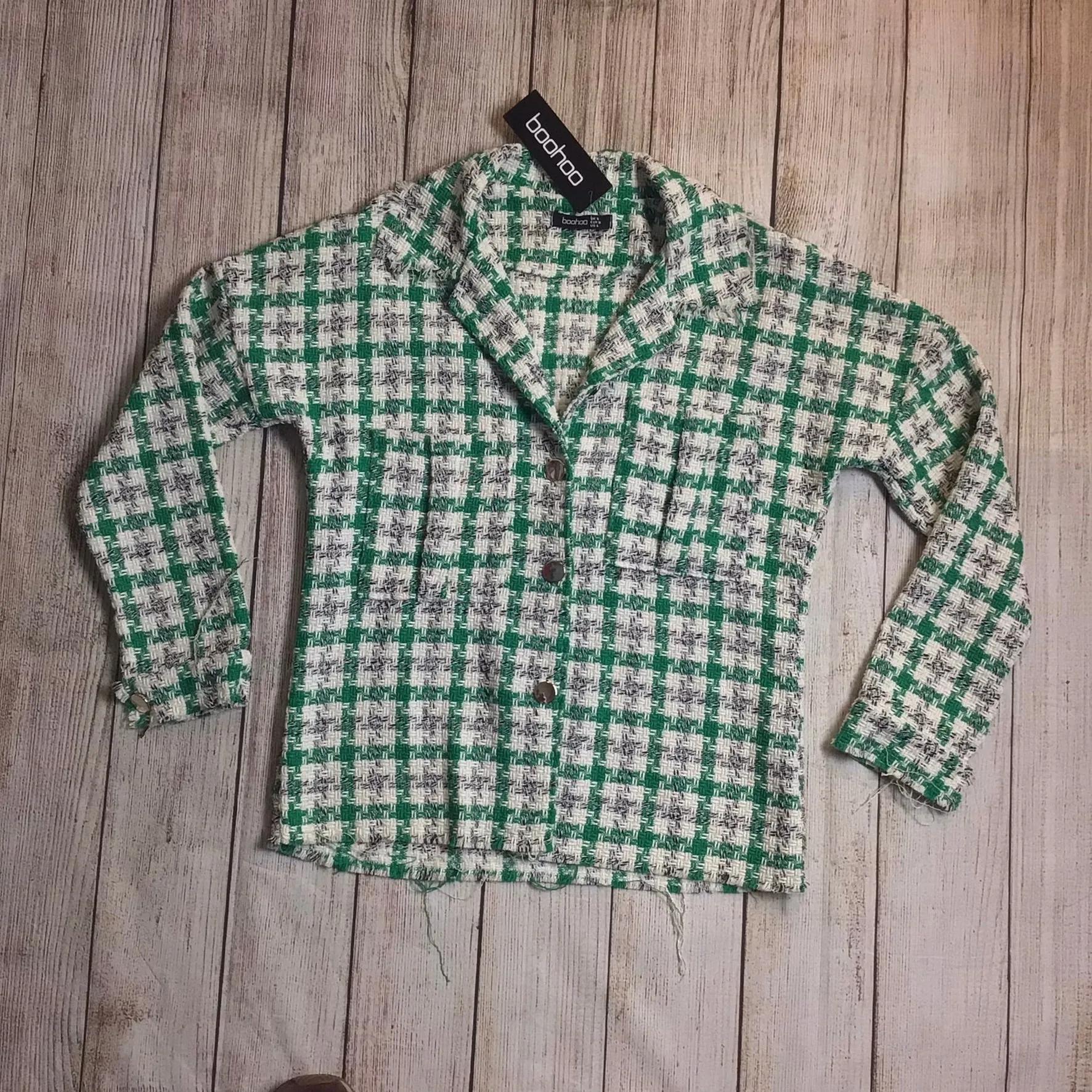 BNWT Boohoo Green & White Boucle Frayed Hem Checked Shacket Size 10