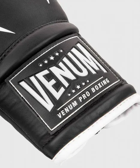 VENUM CUSTOM Giant 2.0 Pro Boxing with Laces